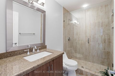 Photo 18 at 802 - 8 Wellesley Street E, Yonge Corridor, Toronto