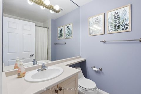 Photo 19 at 802 - 8 Wellesley Street E, Yonge Corridor, Toronto