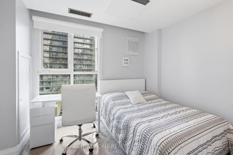 Photo 20 at 802 - 8 Wellesley Street E, Yonge Corridor, Toronto