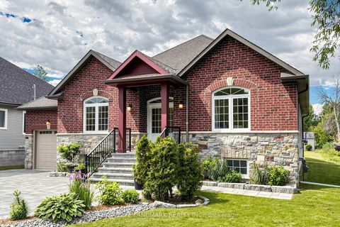 Photo 2 at 61 Irving Drive, Pefferlaw, Georgina