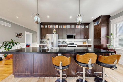 Photo 10 at 61 Irving Drive, Pefferlaw, Georgina