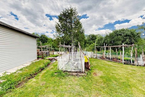 Photo 42 at 61 Irving Drive, Pefferlaw, Georgina
