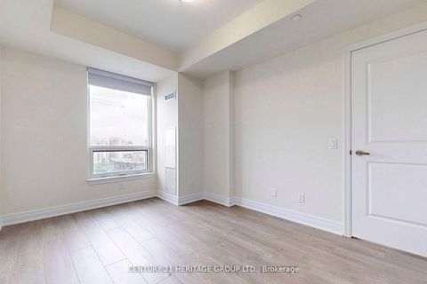 Photo 12 at 1512 - 9085 Jane Street, Concord, Vaughan