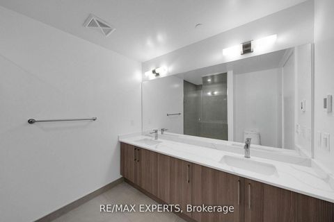 Photo 16 at 203 - 2075 King Road, King City, King