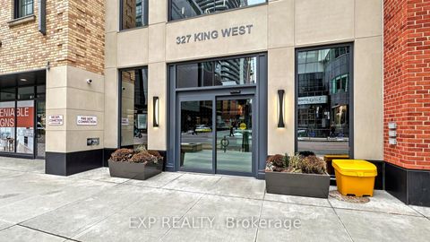 Photo 7 at 601 - 327 king Street W, Waterfront Communities C1, Toronto