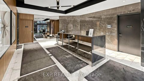 Photo 10 at 601 - 327 king Street W, Waterfront Communities C1, Toronto