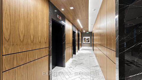 Photo 11 at 601 - 327 king Street W, Waterfront Communities C1, Toronto