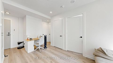 Photo 16 at 601 - 327 king Street W, Waterfront Communities C1, Toronto