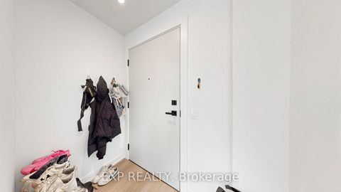 Photo 22 at 601 - 327 king Street W, Waterfront Communities C1, Toronto