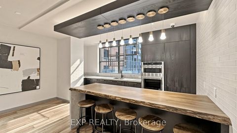 Photo 26 at 601 - 327 king Street W, Waterfront Communities C1, Toronto