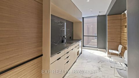 Photo 32 at 601 - 327 king Street W, Waterfront Communities C1, Toronto