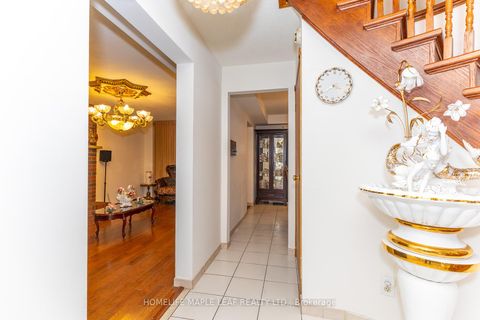 Photo 16 at 80 Whistling Hills Drive, Milliken, Toronto