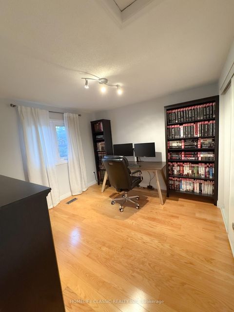 Photo 10 at 67 Andona Crescent, Centennial Scarborough, Toronto