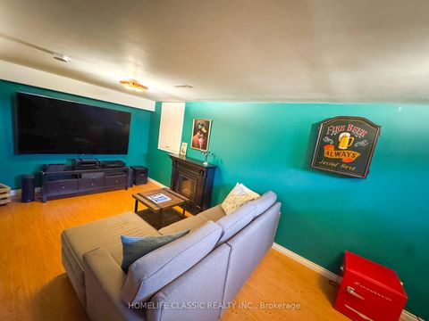 Photo 14 at 67 Andona Crescent, Centennial Scarborough, Toronto