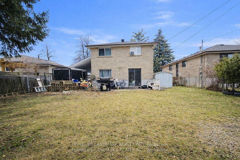 Photo 13 at 7 Burtonwood Crescent, Jamestown, Toronto