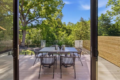 Photo 13 at 26 Hampshire Heights, City Centre West, Toronto