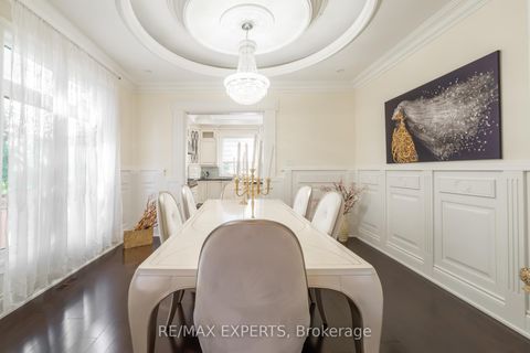 Photo 7 at 9 Calderon Crescent, Newtonbrook West, Toronto