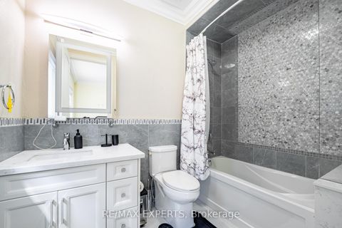 Photo 30 at 9 Calderon Crescent, Newtonbrook West, Toronto