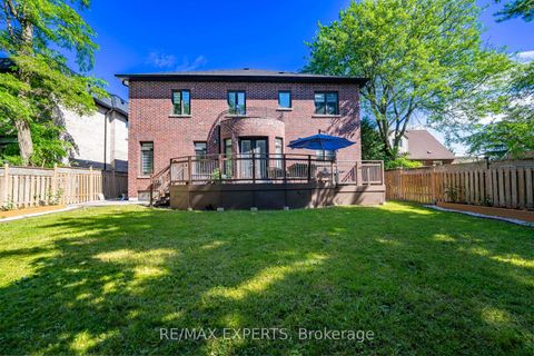 Photo 35 at 9 Calderon Crescent, Newtonbrook West, Toronto