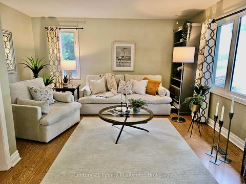 Photo 14 at 43 Colonial Avenue, Cliffcrest, Toronto