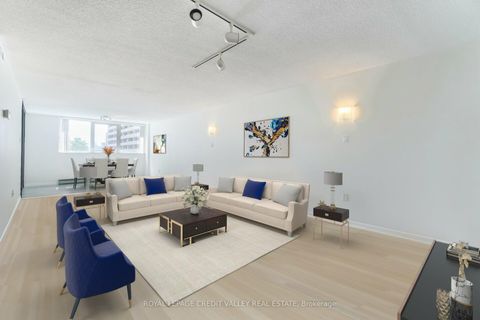 Photo 5 at 601 - 360 Bloor Street E, Moore Park, Toronto