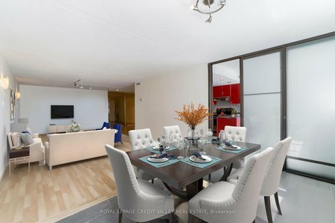 Photo 10 at 601 - 360 Bloor Street E, Moore Park, Toronto