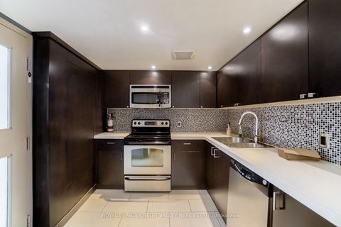 Photo 25 at 601 - 360 Bloor Street E, Moore Park, Toronto