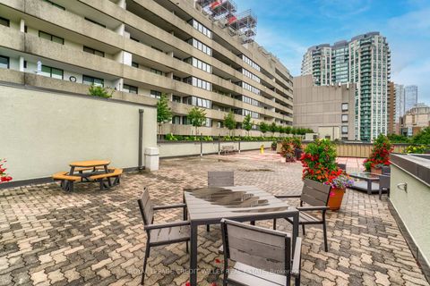 Photo 29 at 601 - 360 Bloor Street E, Moore Park, Toronto