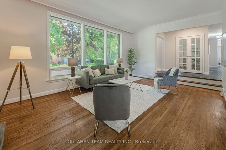 Photo 11 at 55 Foxwarren Drive, Bayview Village, Toronto