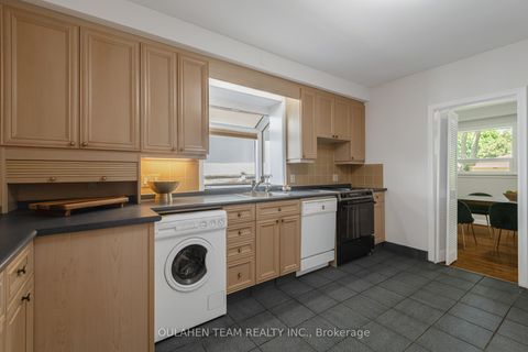 Photo 18 at 55 Foxwarren Drive, Bayview Village, Toronto