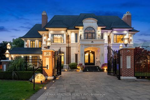 Photo 1 at 20 Bryson Drive, South Richvale, Richmond Hill