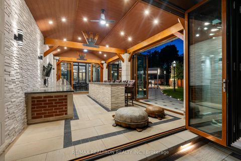 Photo 16 at 20 Bryson Drive, South Richvale, Richmond Hill
