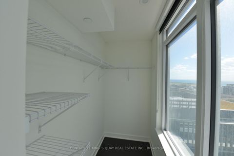 Photo 4 at 1806 - 17 Bathurst Street, Waterfront Communities C1, Toronto