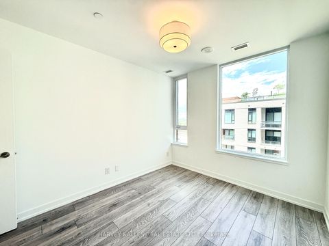Photo 15 at 635 - 3100 Keele Street, CFB, Toronto