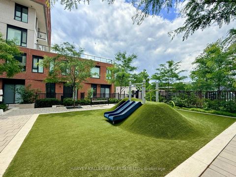 Photo 16 at 635 - 3100 Keele Street, CFB, Toronto