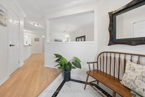 Photo 3 at 131 Guildwood Drive, Bowmanville, Clarington