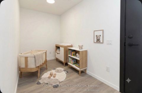 Photo 2 at 709 - 689 The Queensway, Queensway, Toronto