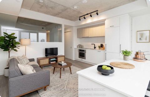 Photo 12 at 709 - 689 The Queensway, Queensway, Toronto