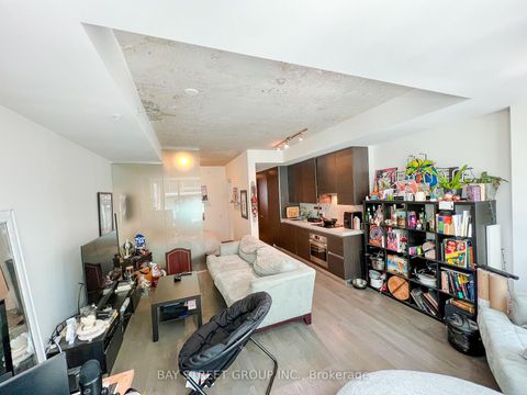 Photo 2 at 507 - 38 Stewart Street, Waterfront Communities C1, Toronto