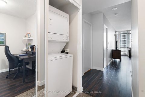 Photo 13 at 2205 - 3 Navy Wharf Court, Waterfront Communities C1, Toronto