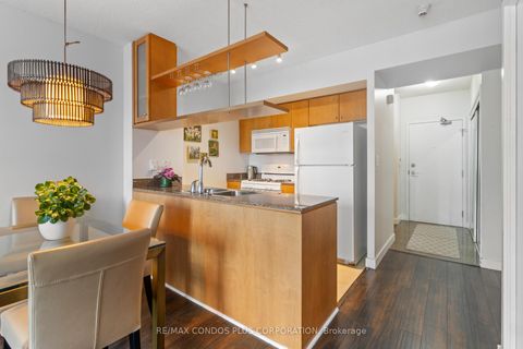 Photo 18 at 2205 - 3 Navy Wharf Court, Waterfront Communities C1, Toronto