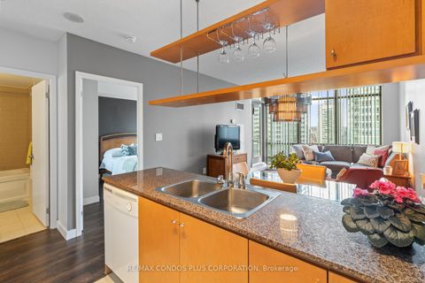 Photo 21 at 2205 - 3 Navy Wharf Court, Waterfront Communities C1, Toronto