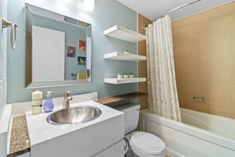 Photo 33 at 2205 - 3 Navy Wharf Court, Waterfront Communities C1, Toronto