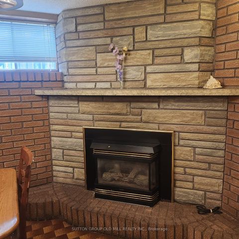 Photo 18 at 194 Beta Street, Alderwood, Toronto