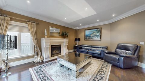 Photo 8 at 51 Babak Boulevard, East Woodbridge, Vaughan