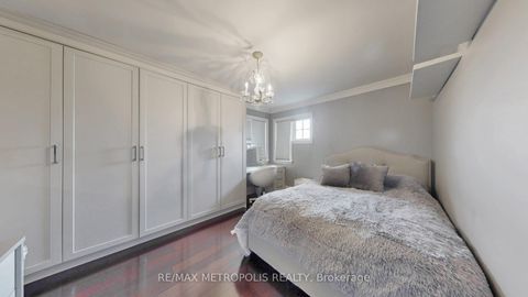 Photo 32 at 51 Babak Boulevard, East Woodbridge, Vaughan