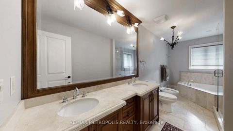 Photo 33 at 51 Babak Boulevard, East Woodbridge, Vaughan