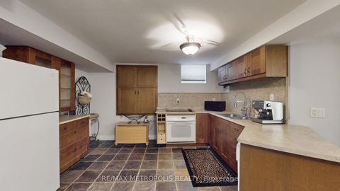 Photo 36 at 51 Babak Boulevard, East Woodbridge, Vaughan
