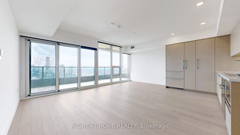 Photo 11 at 7706 - 3 Concord City Place Way, Waterfront Communities C1, Toronto