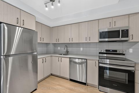 Photo 4 at 712 - 3429 Sheppard Avenue E, Sullivan, Toronto
